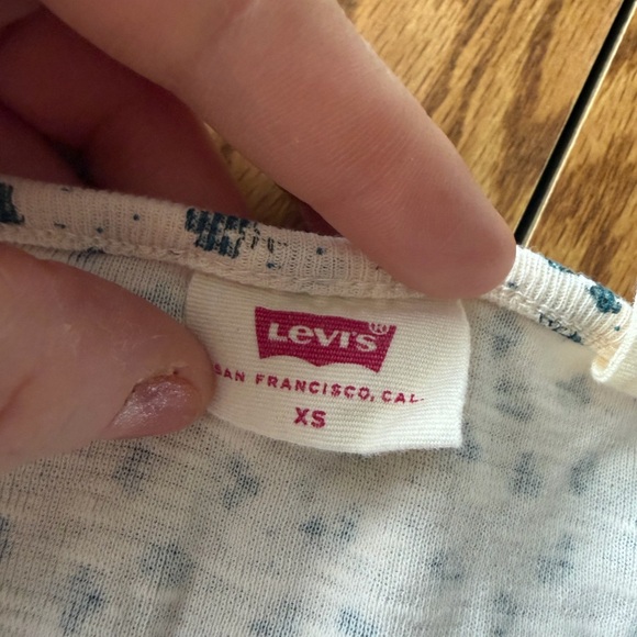 Vintage Levi Floral Henley Top - Picture 4 of 10